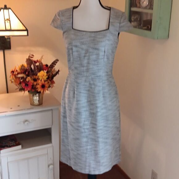 Tahari Arthur S. Levine Parfect Work Dress - Picture 1 of 12